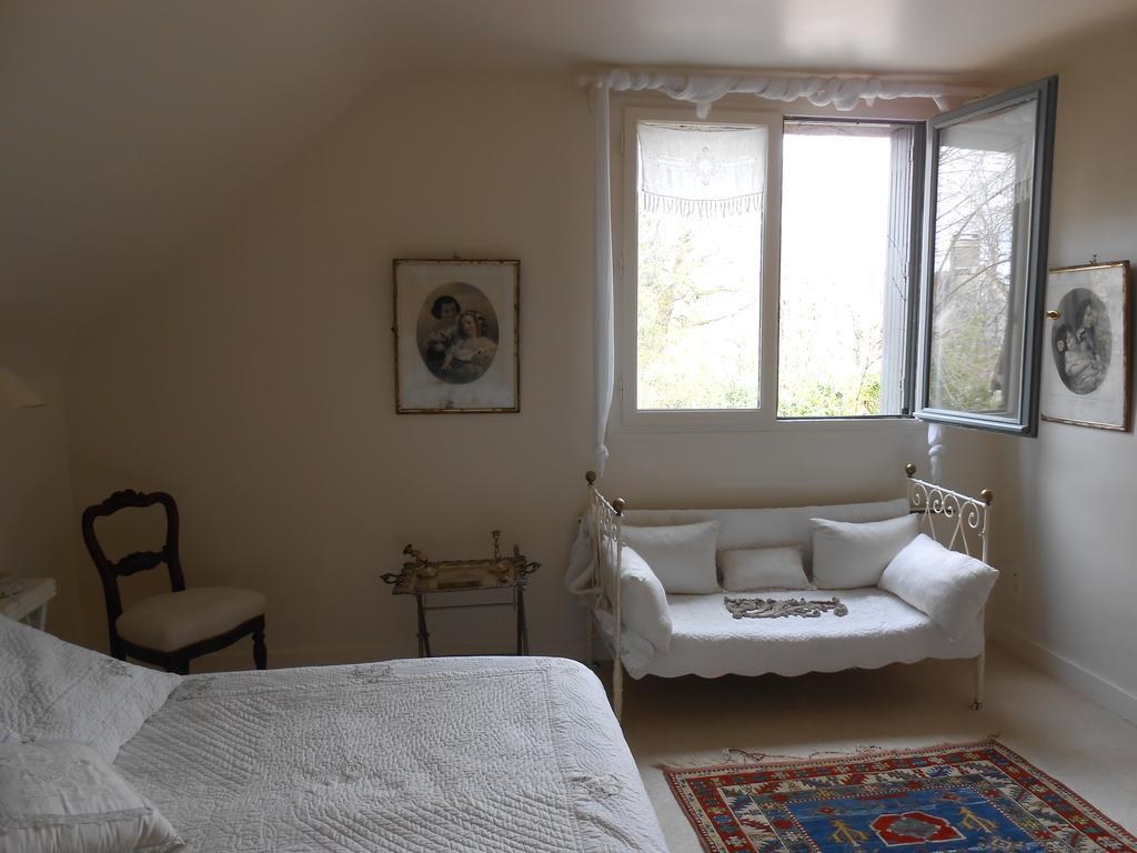 Bed and Breakfast Logis De La Paqueraie Saint-Branchs Exterior foto