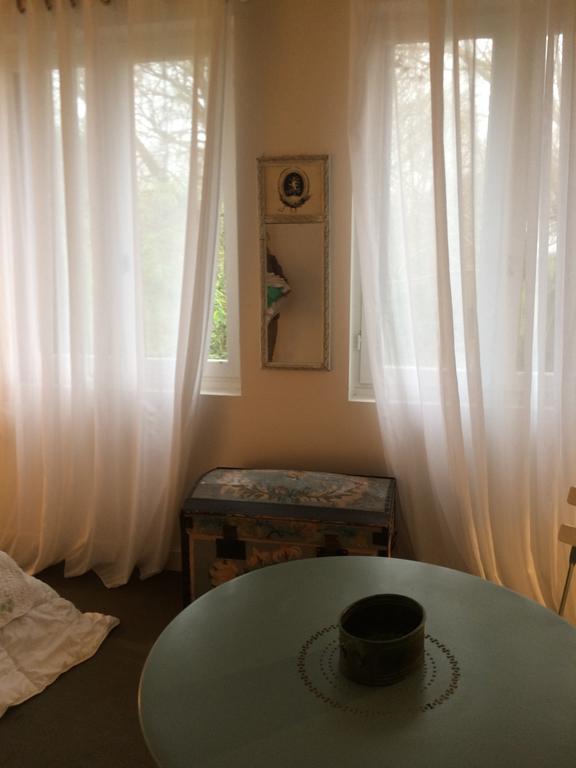 Bed and Breakfast Logis De La Paqueraie Saint-Branchs Exterior foto