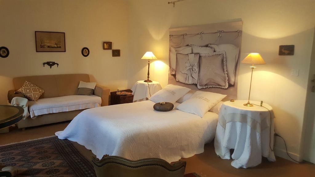 Bed and Breakfast Logis De La Paqueraie Saint-Branchs Exterior foto